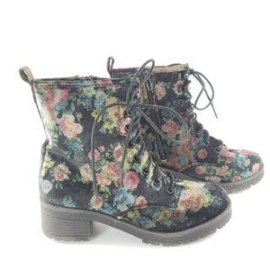 madden girl Eloisee velvet floral combat boots 7